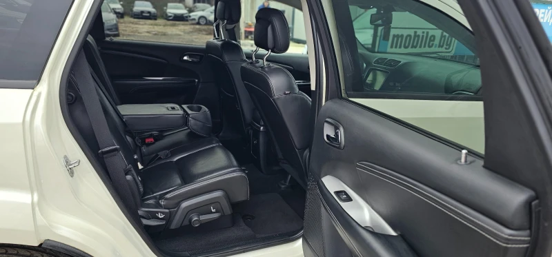 Fiat Freemont 2.0mjet 170кс 4х4 7места, снимка 14 - Автомобили и джипове - 52665177