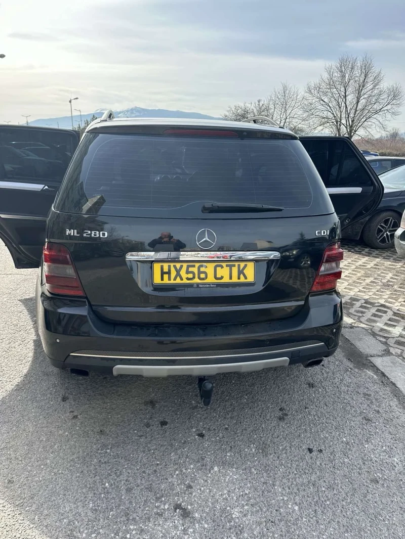 Mercedes-Benz ML 280 На пружини, с чисто нови зимни гуми., снимка 2 - Автомобили и джипове - 53540014