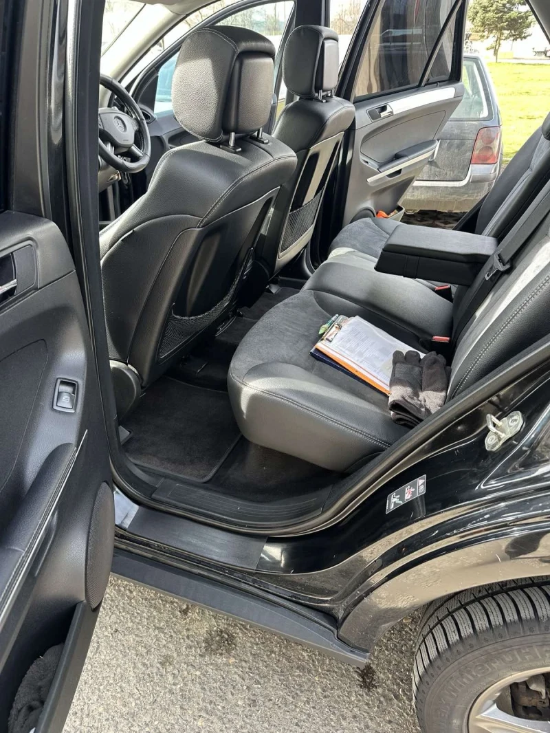 Mercedes-Benz ML 280 На пружини, с чисто нови зимни гуми., снимка 9 - Автомобили и джипове - 53540014