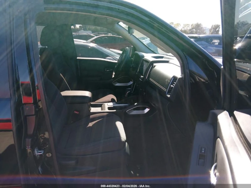 Nissan Frontier 3.8l S/Sv/Sl, снимка 5 - Автомобили и джипове - 53570432