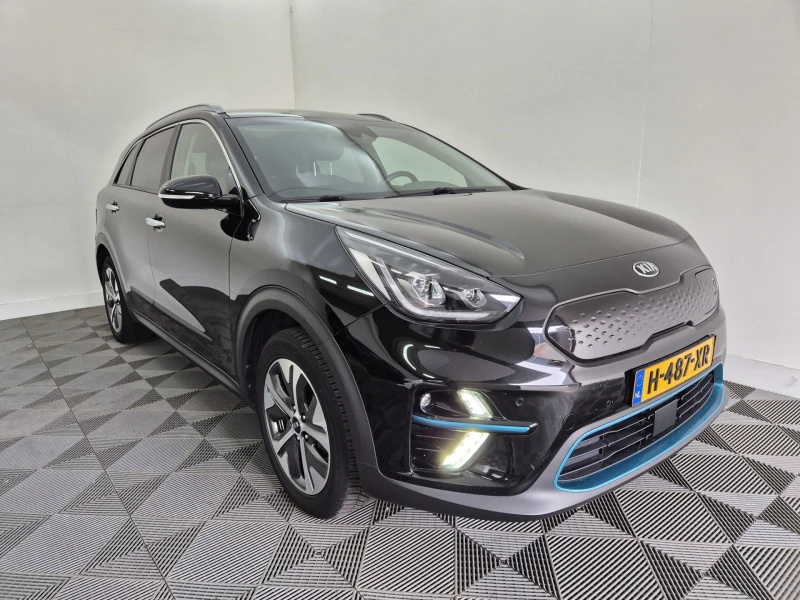 Kia Niro 65KWh EXECUTIVE LINE/KIACONN/FULL ASIST/ТЕРМОПОМПА - 37999 лв. - 66113916 1
