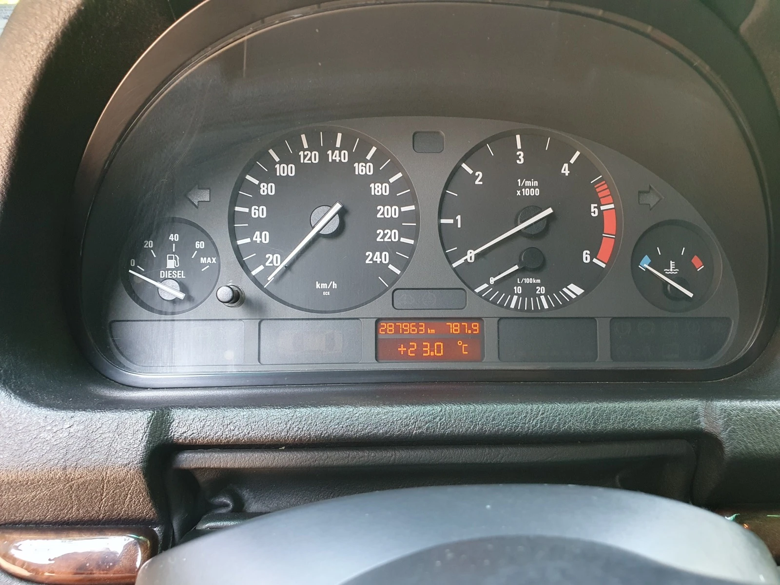 BMW X5 3.0d | Mobile.bg   11