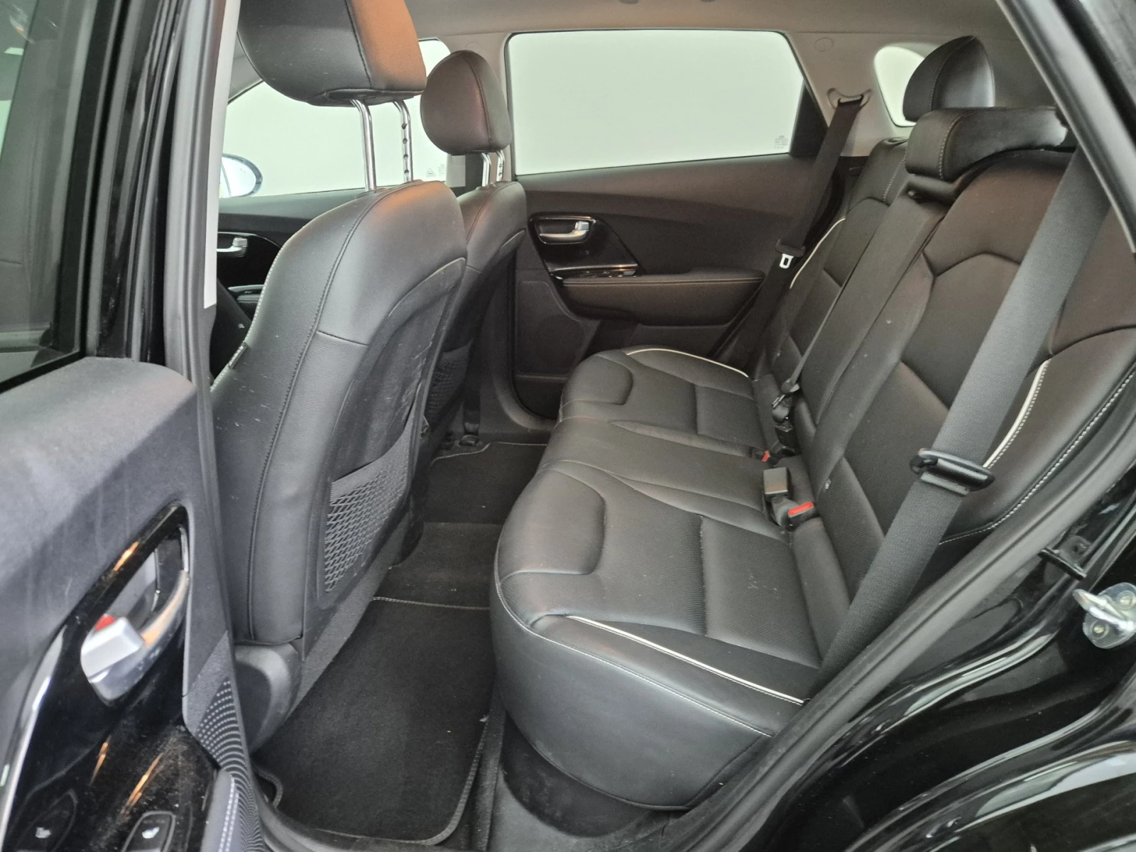 Kia Niro 65KWh EXECUTIVE LINE/KIACONN/FULL ASIST/ТЕРМОПОМПА - изображение 8