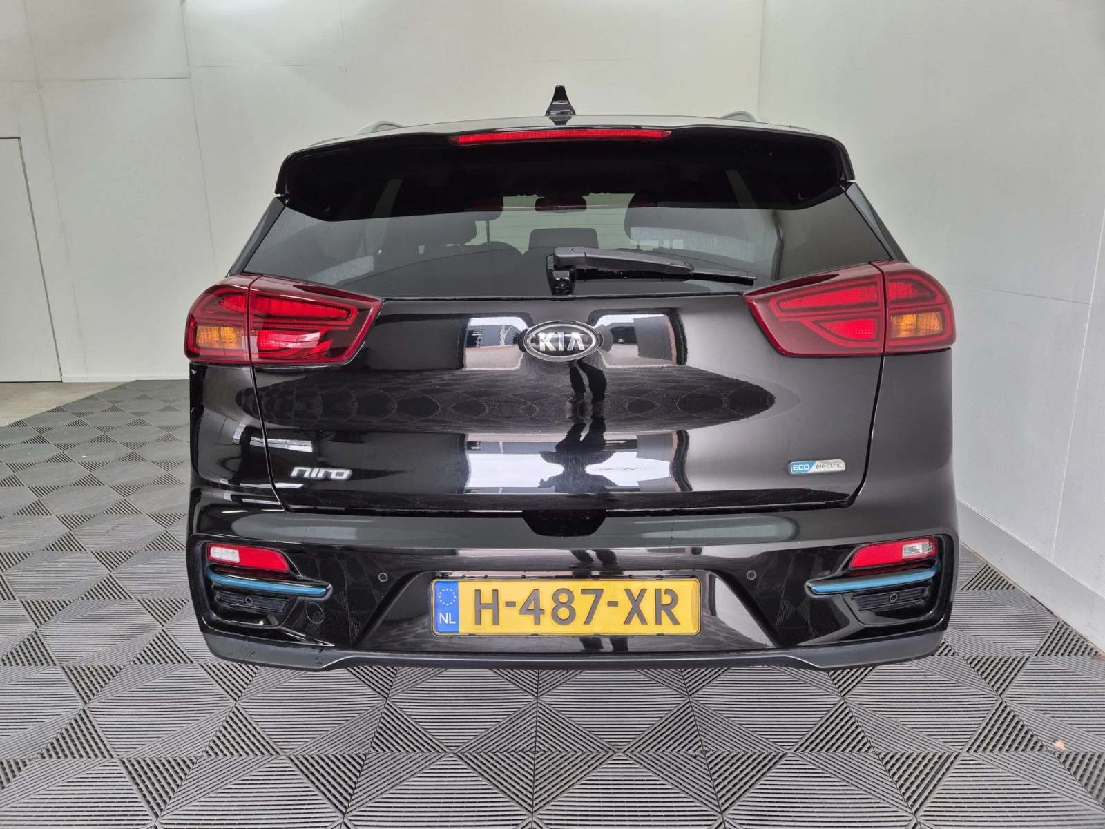 Kia Niro 65KWh EXECUTIVE LINE/KIACONN/FULL ASIST/ТЕРМОПОМПА - изображение 6