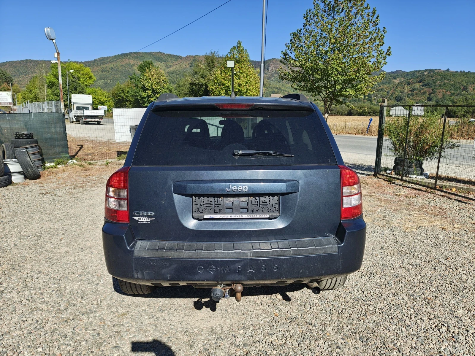 Jeep Compass 2.0 CRDi 120k.c. klimatik 4+ 4 - изображение 8