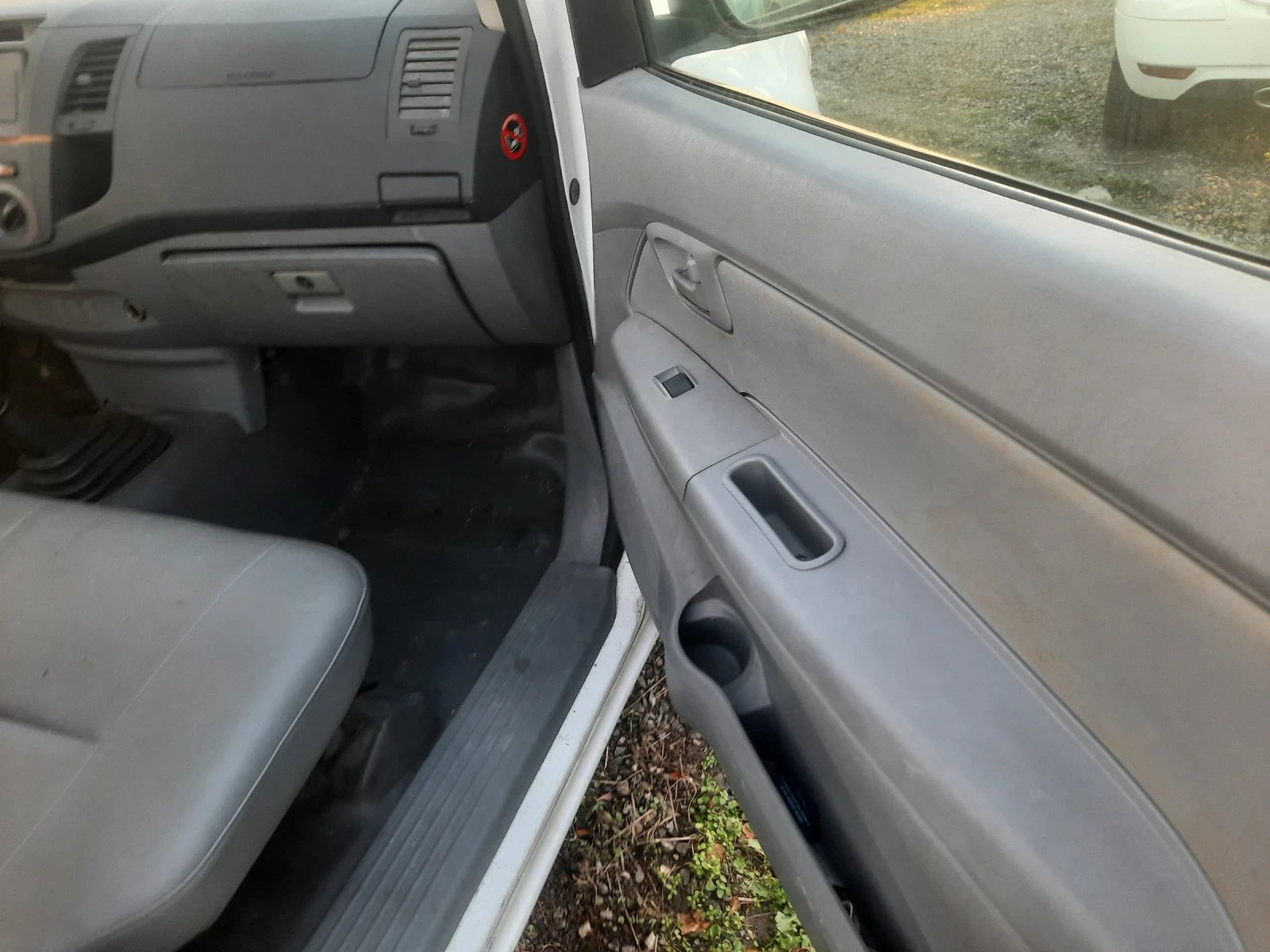 Toyota Hilux 2.5    20111  PIKAP - изображение 5