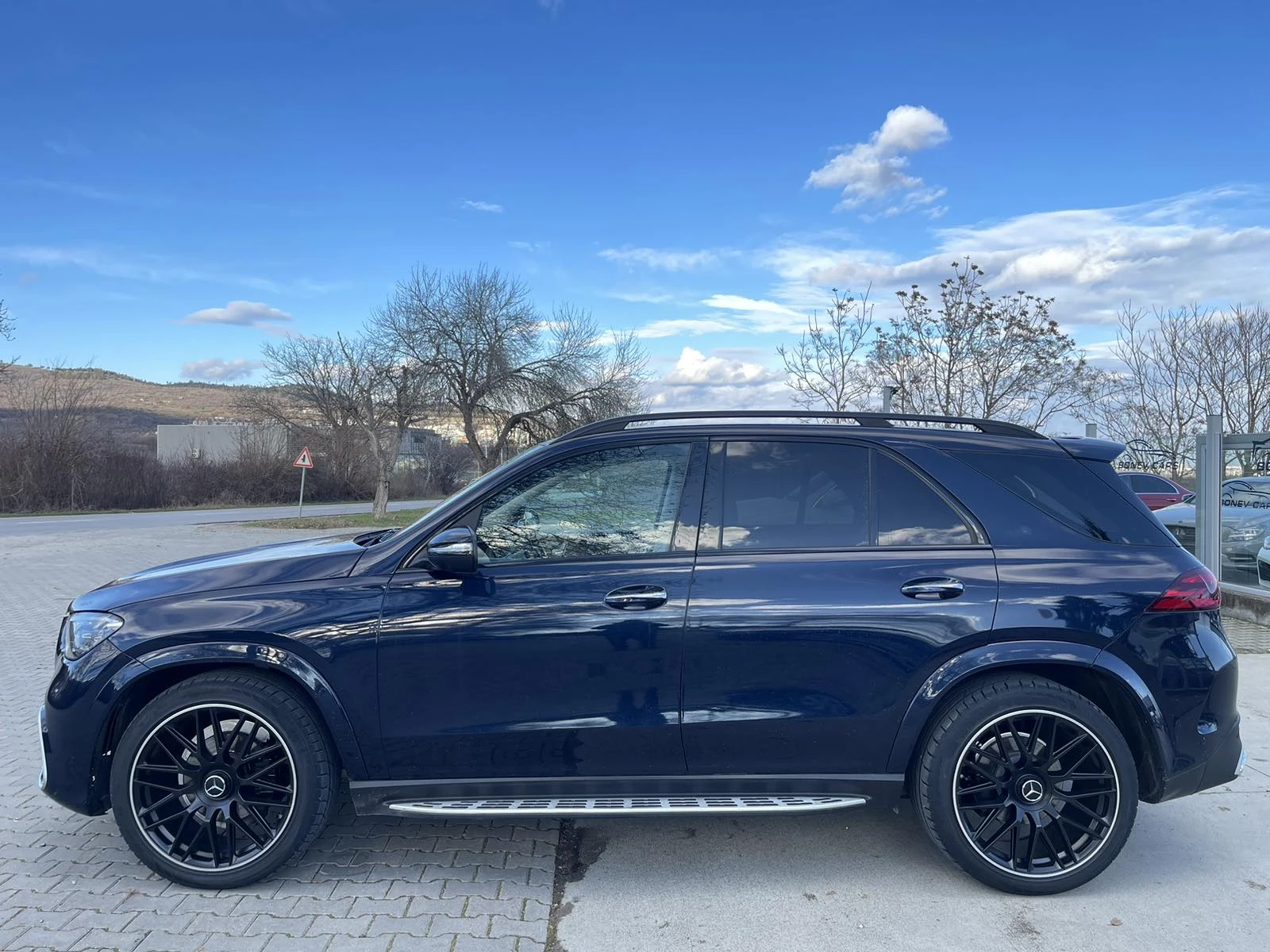 Mercedes-Benz GLE * FULL AMG FACELIFT PACK* , снимка 8 - Автомобили и джипове - 53763510