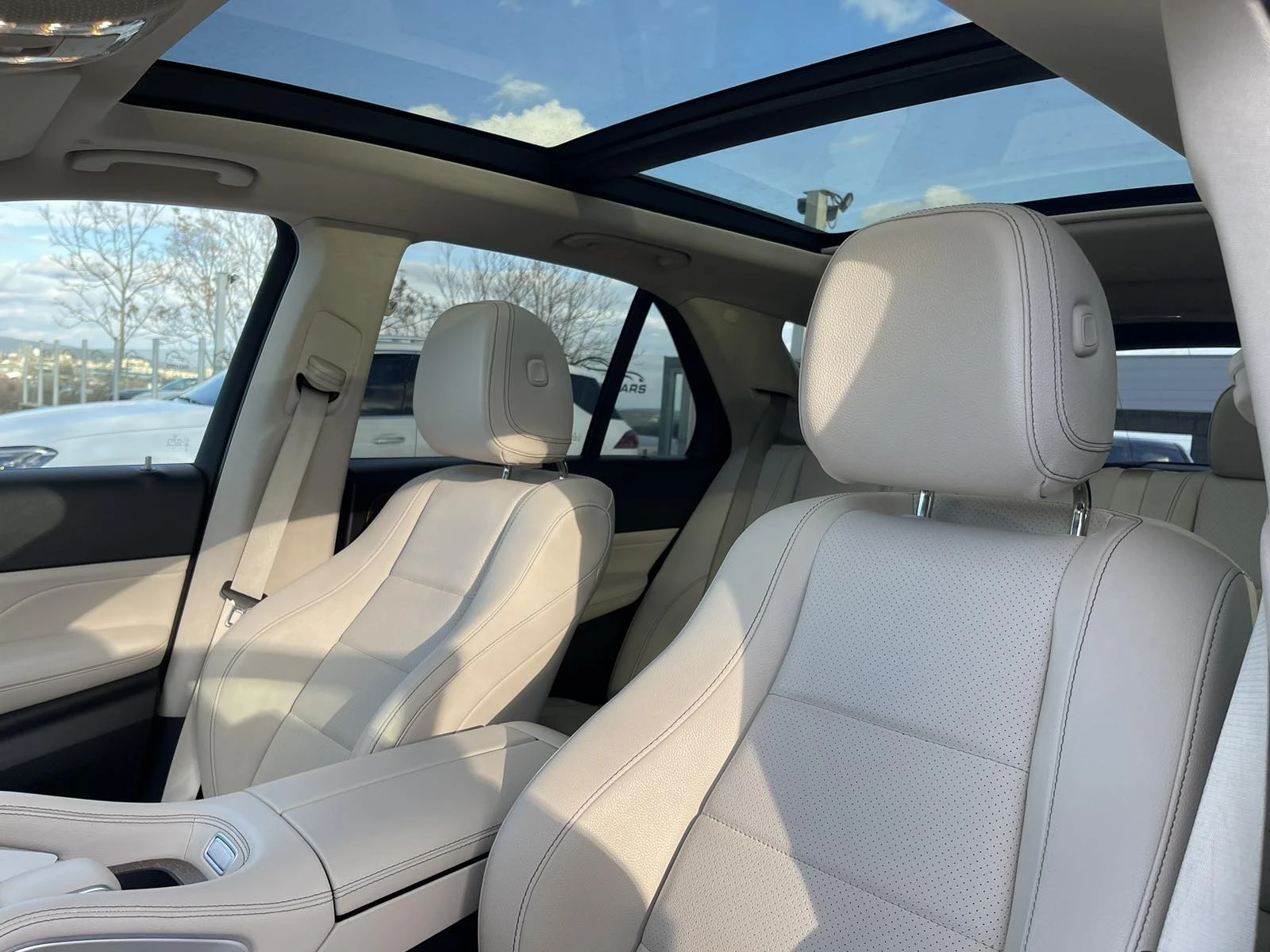 Mercedes-Benz GLE * FULL AMG FACELIFT PACK* , снимка 11 - Автомобили и джипове - 53763510