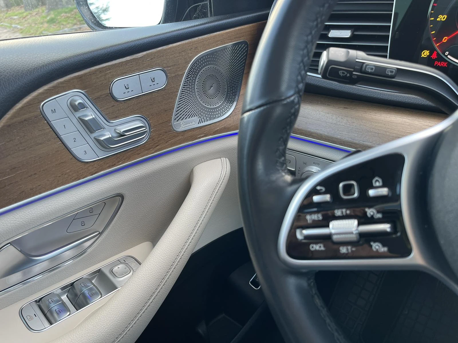 Mercedes-Benz GLE * FULL AMG FACELIFT PACK* , снимка 16 - Автомобили и джипове - 53763510