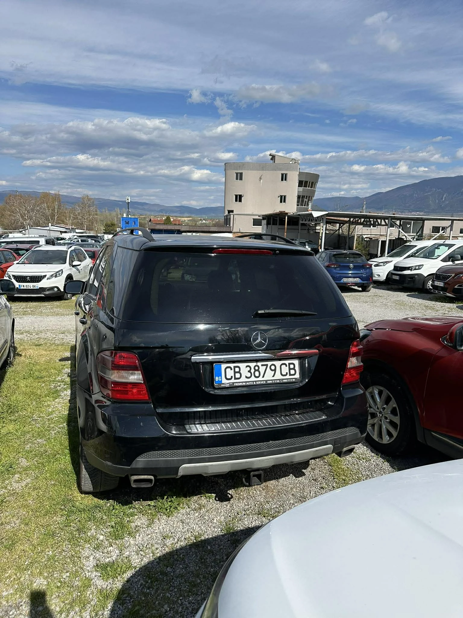 Mercedes-Benz ML 320, снимка 4 - Автомобили и джипове - 54189992