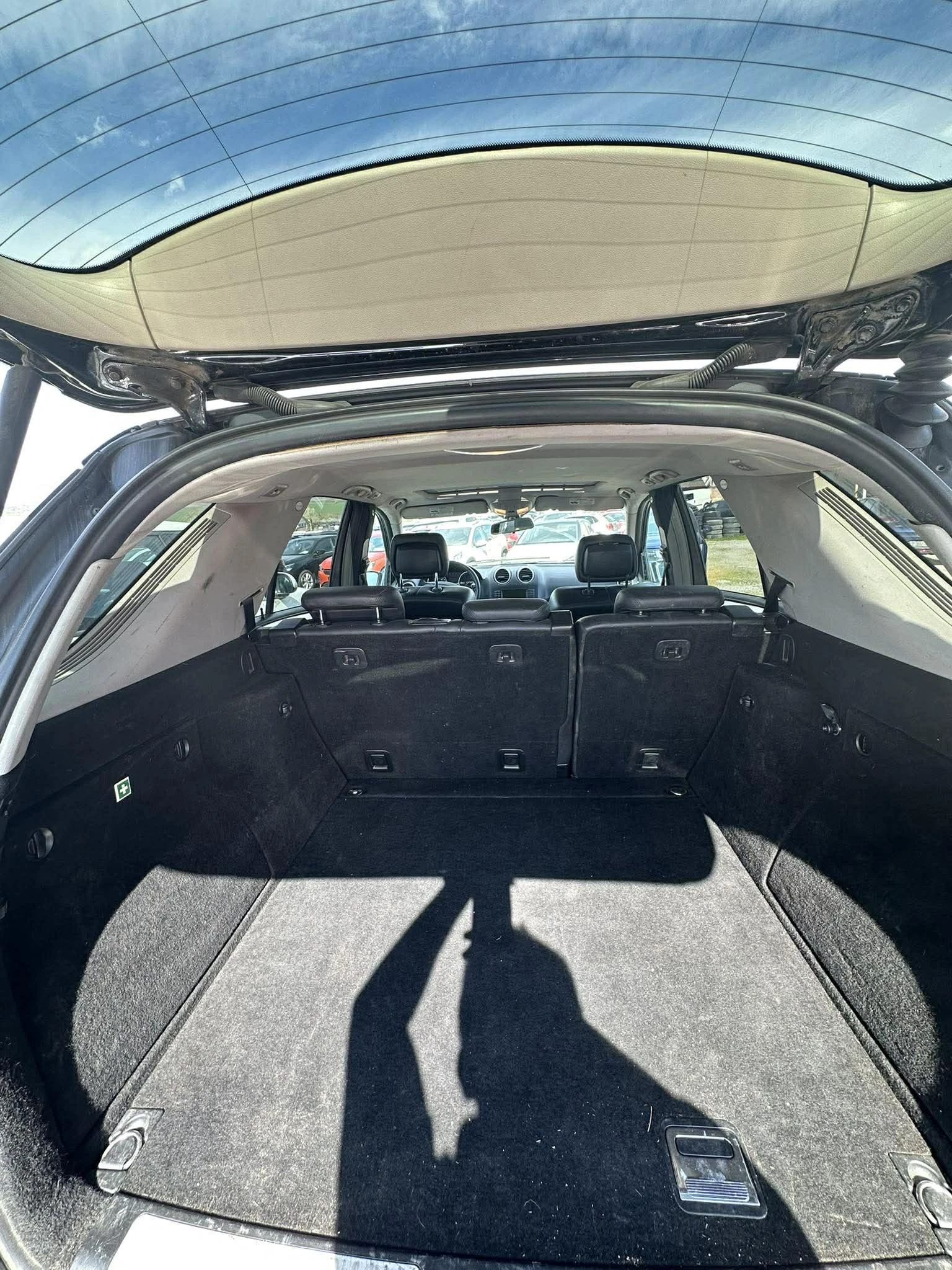 Mercedes-Benz ML 320, снимка 3 - Автомобили и джипове - 54189992