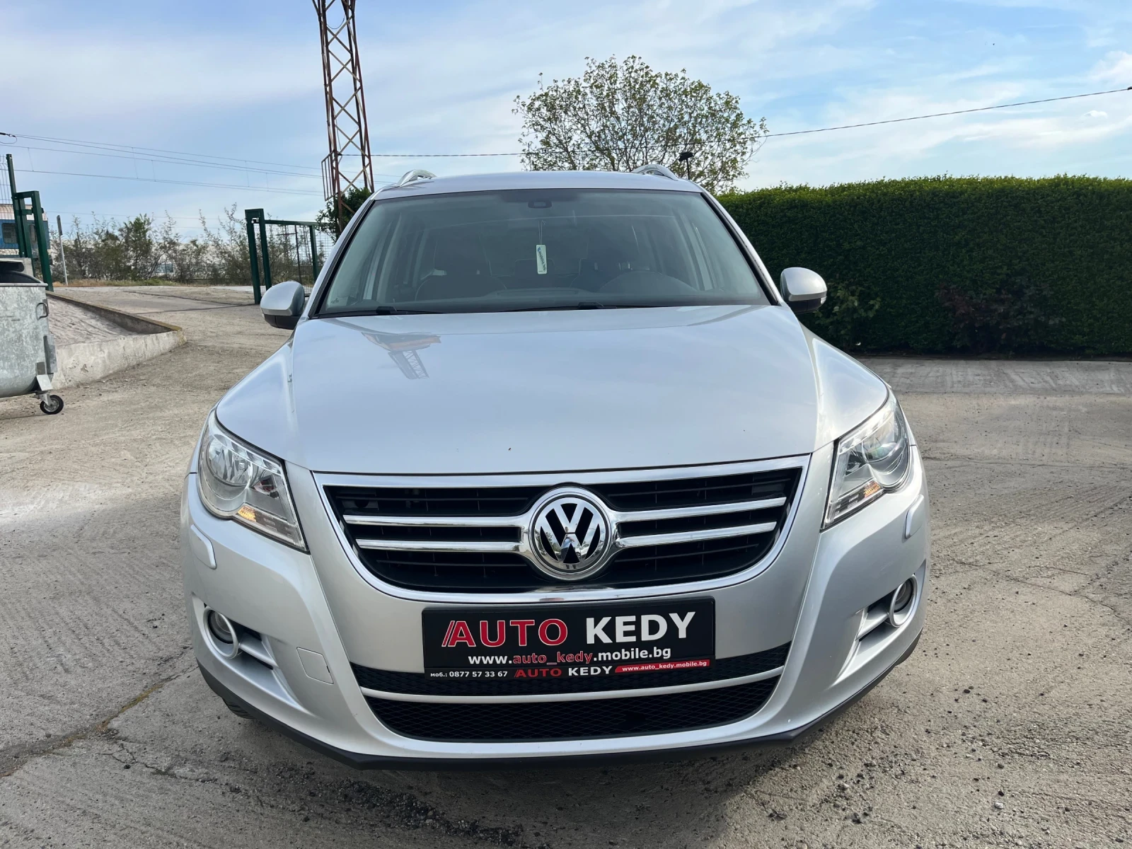 VW Tiguan 2.0TDI Sport Panorama, снимка 2 - Автомобили и джипове - 54415808