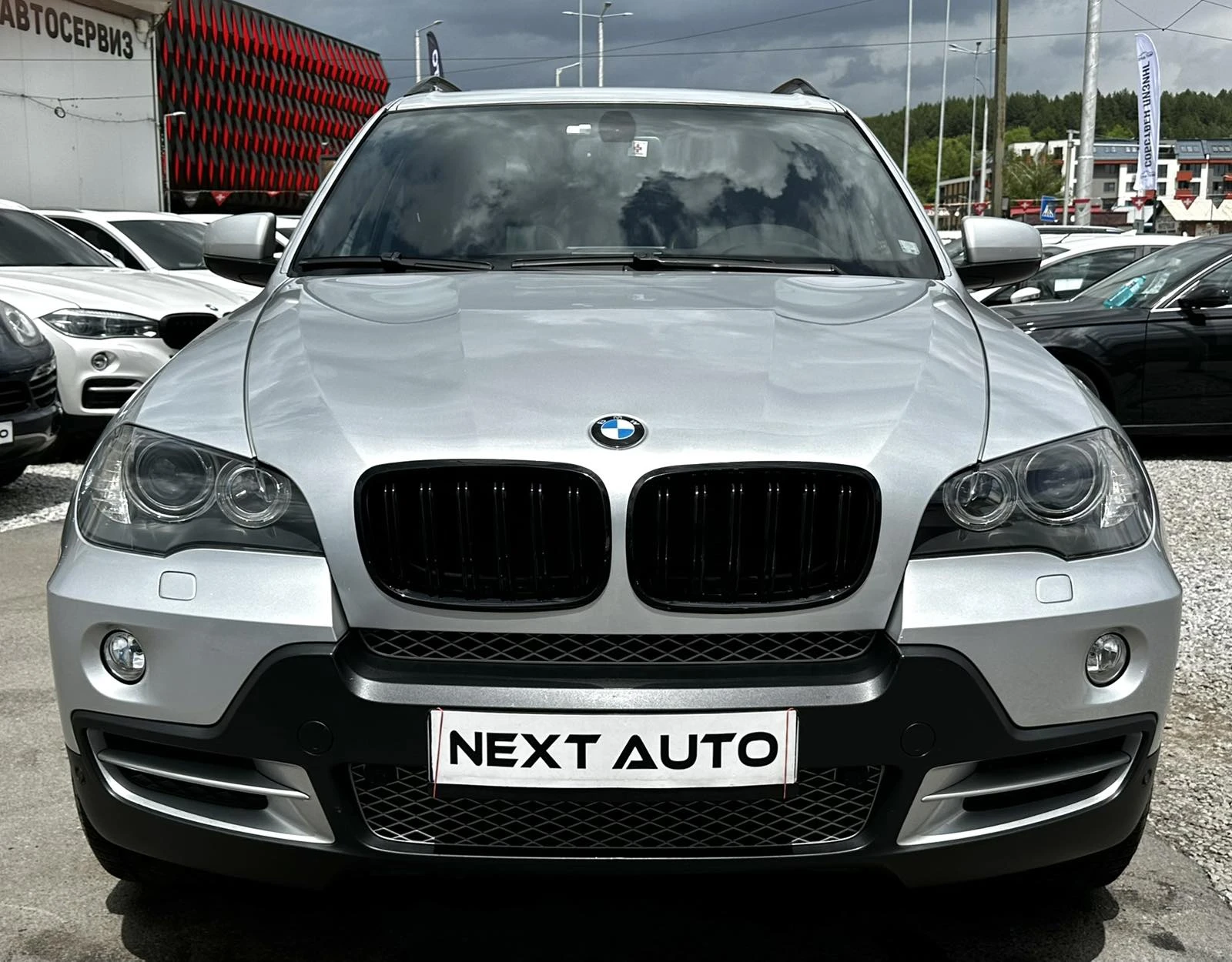 BMW X5 4.8i 355HP V8 LPG CARPLAY PANO, снимка 2 - Автомобили и джипове - 54510521