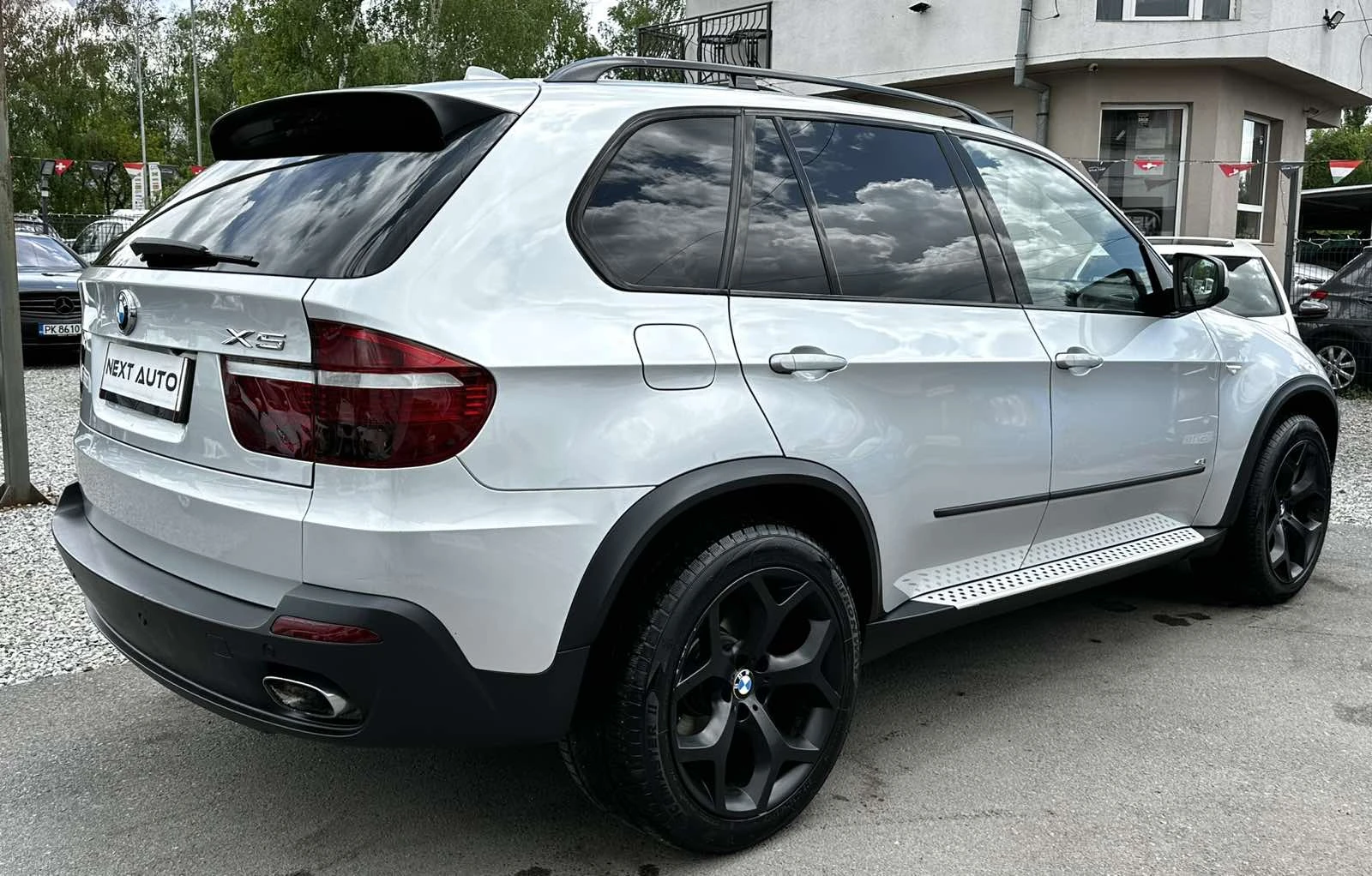 BMW X5 4.8i 355HP V8 LPG CARPLAY PANO, снимка 5 - Автомобили и джипове - 54510521