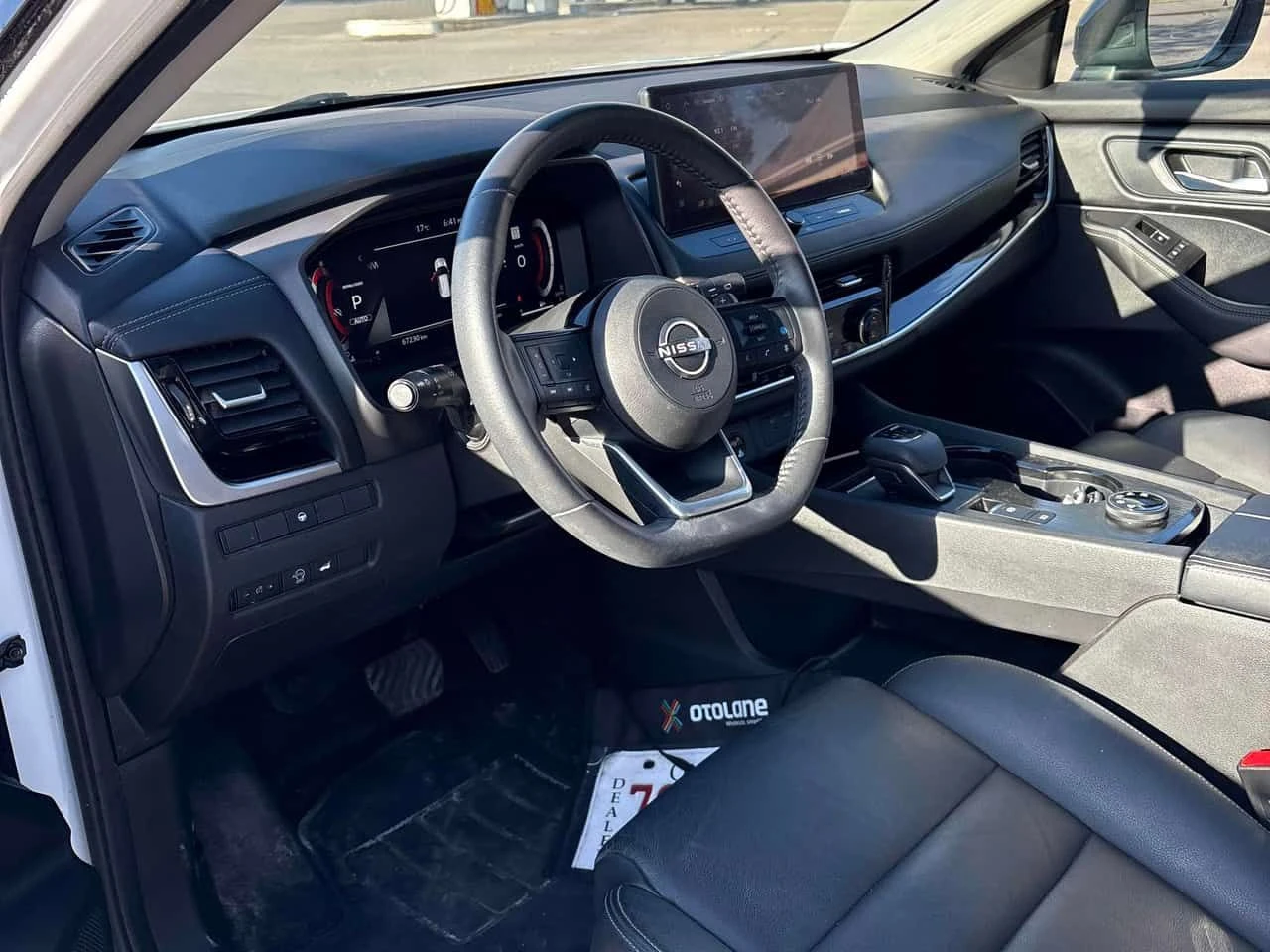 Nissan Rogue * SL * 360 * ДИСТРОНИК * ПОДГРЕВИ, снимка 17 - Автомобили и джипове - 54720230