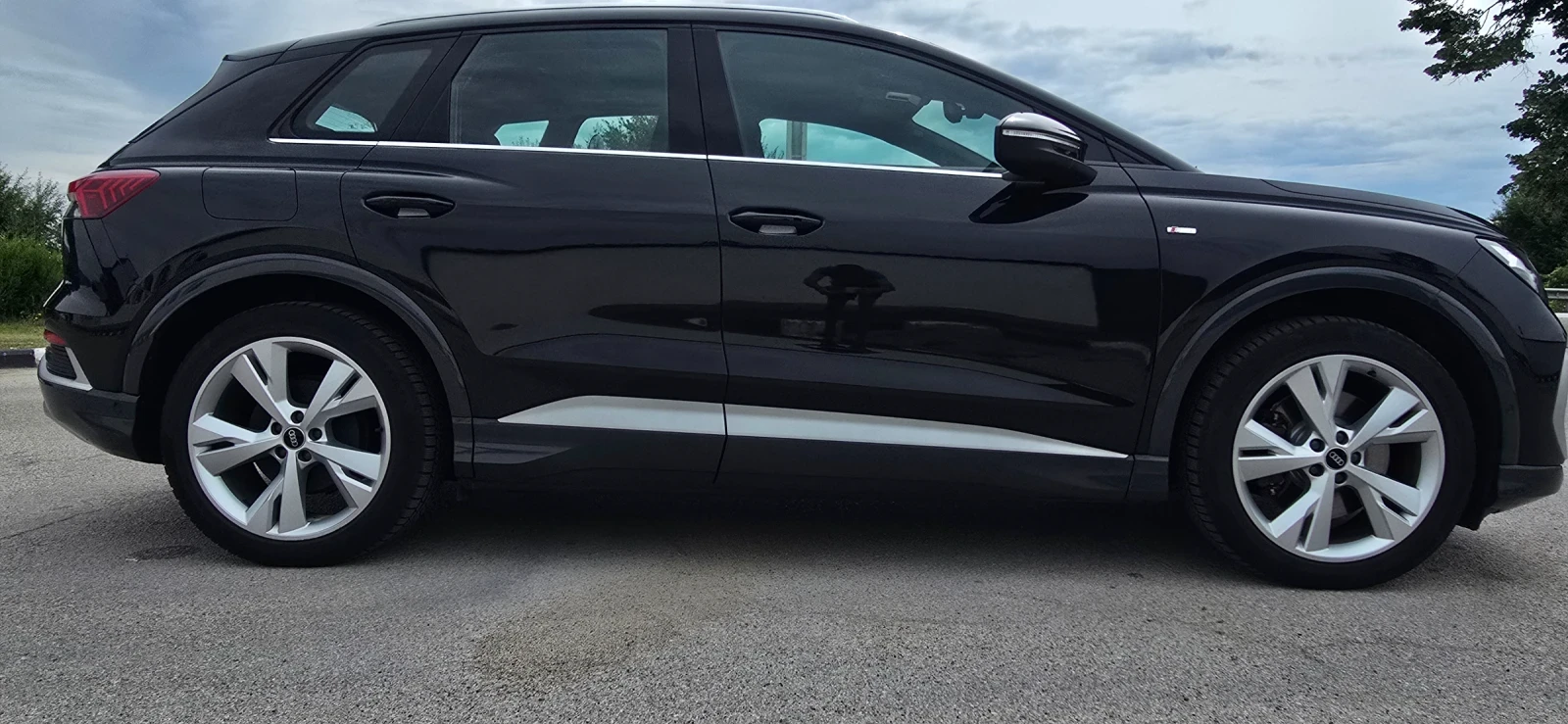 Audi Q4 50 e-tron quattro S-LINE, снимка 9 - Автомобили и джипове - 55476956