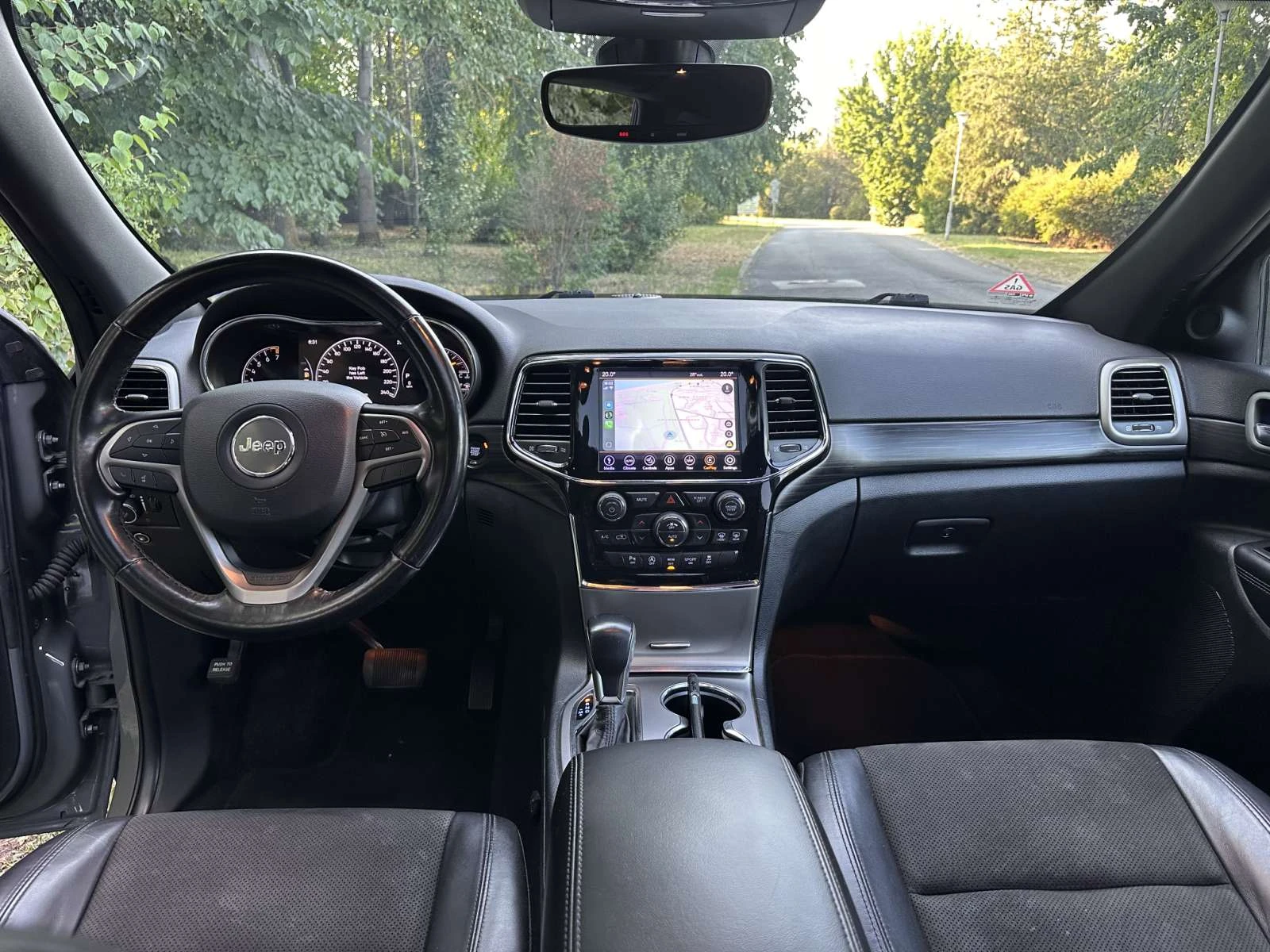 Jeep Grand cherokee, снимка 13 - Автомобили и джипове - 55650275