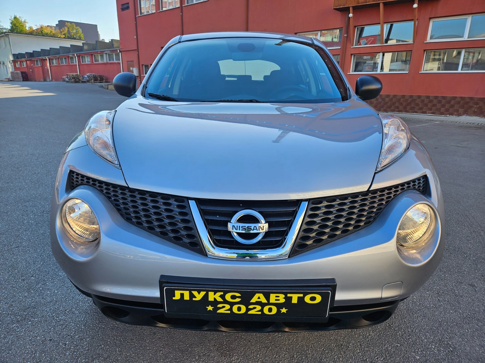 Nissan Juke 1.6i Газ BRC ТОП СЪСТОЯНИЕ  РЕАЛНИ КИЛОМЕТРИ 