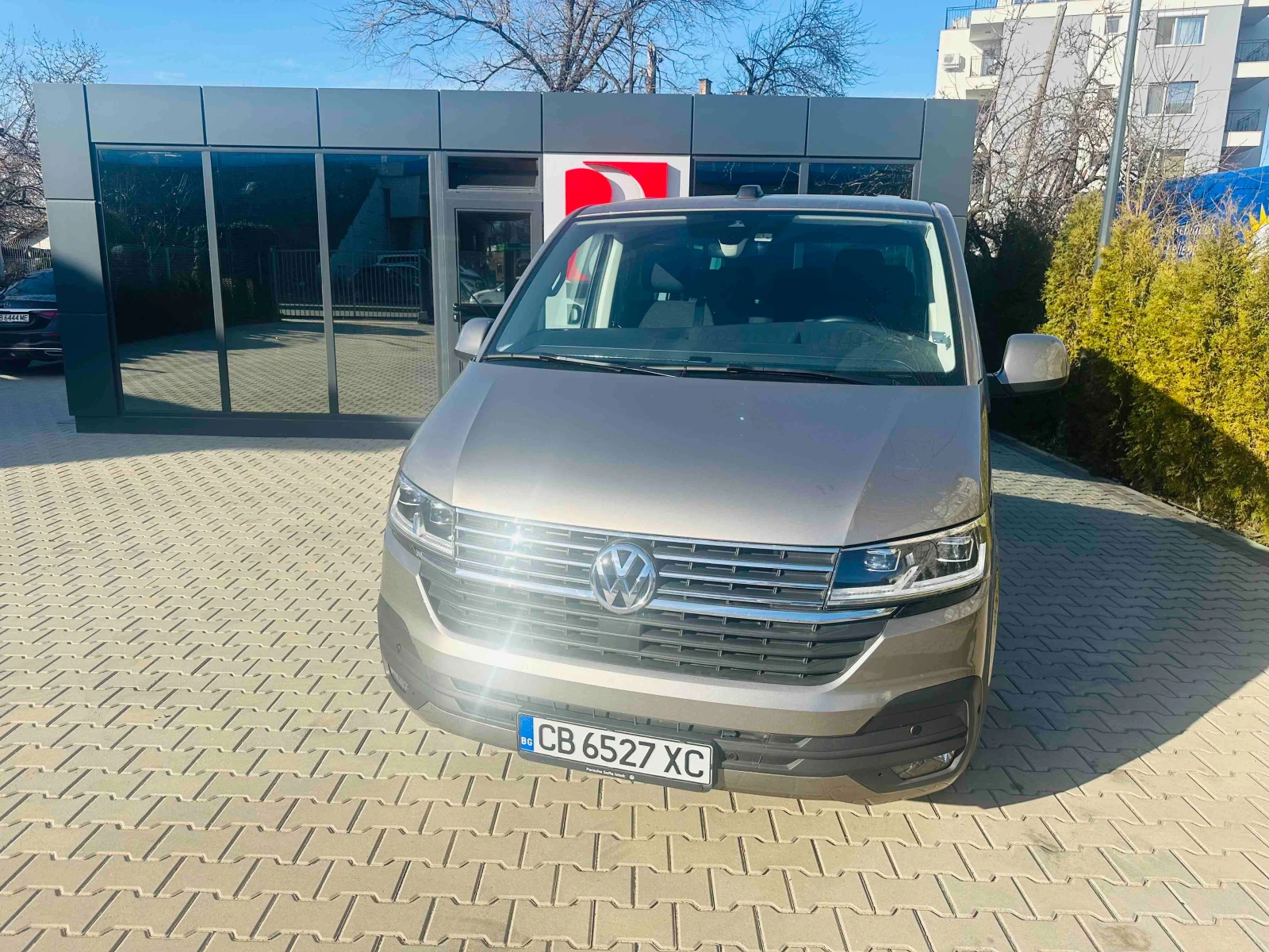 VW Caravelle 2.0TDI, снимка 4 - Бусове и автобуси - 53785613