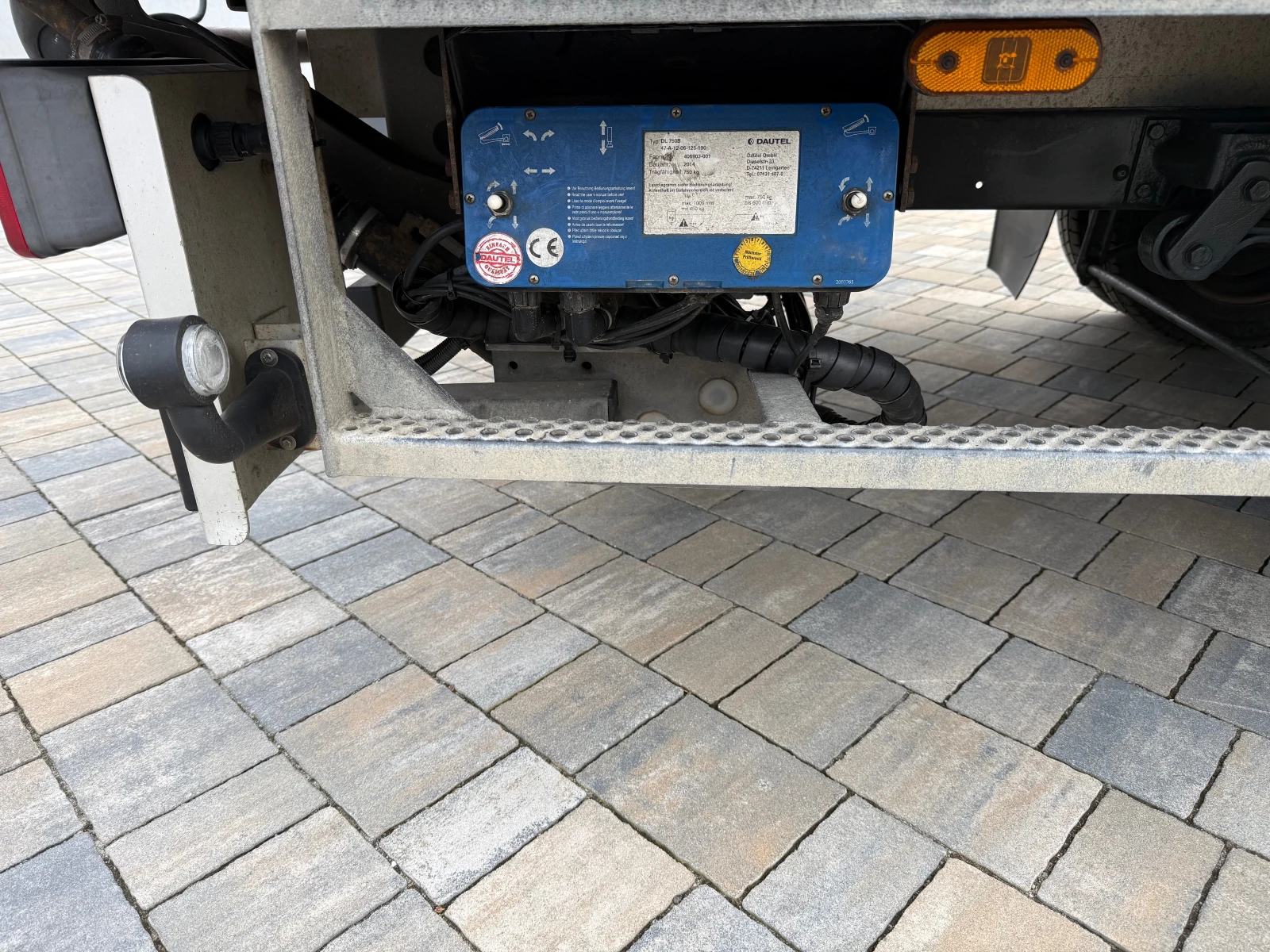 Iveco Daily 50C17* 3.0HPI* 3.5T* Б-кат* , снимка 17 - Бусове и автобуси - 53811536