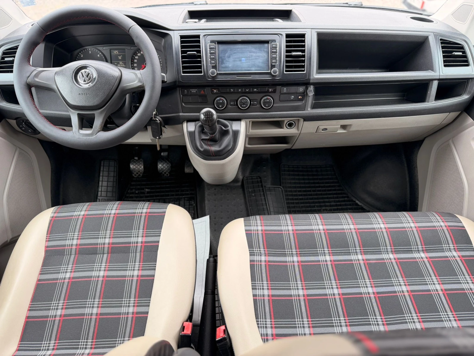 VW Caravelle 2.0TDI 4x4 | Mobile.bg � ����������� 12