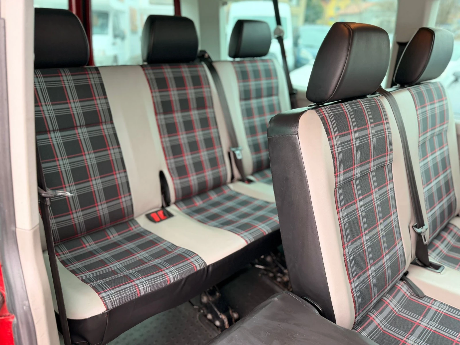 VW Caravelle 2.0TDI 4x4 | Mobile.bg � ����������� 10