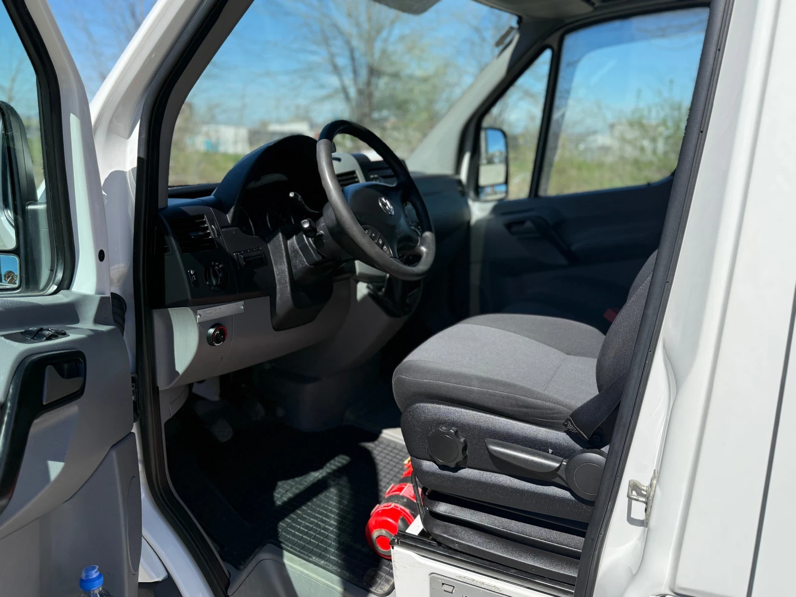 VW Crafter 2.0 TDI, 5+ 1, MAXI , снимка 9 - Бусове и автобуси - 54111352