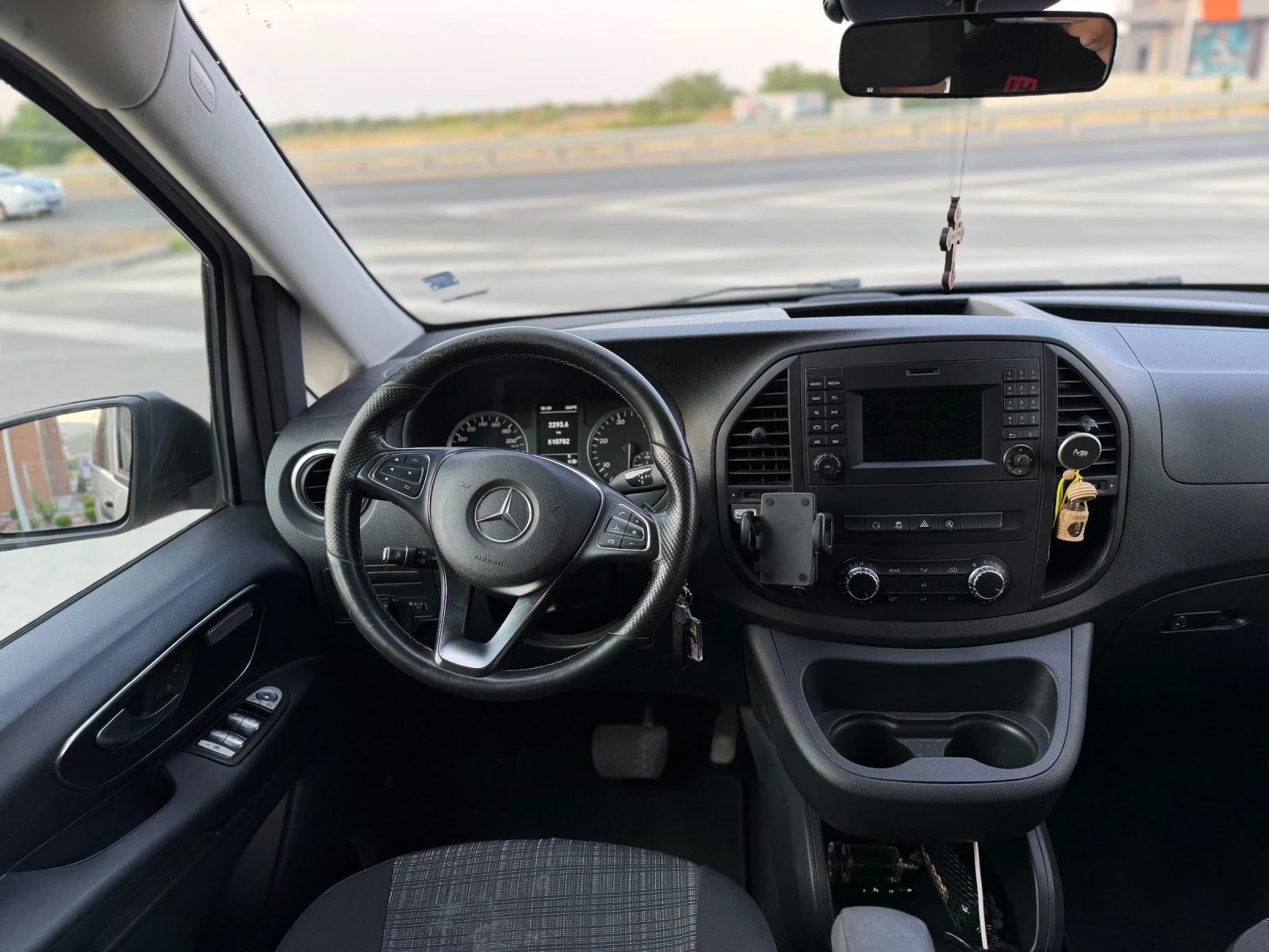 Mercedes-Benz Vito Tourer 2.2 114CDI 136кс. 2018г. Long, снимка 10 - Бусове и автобуси - 55598755