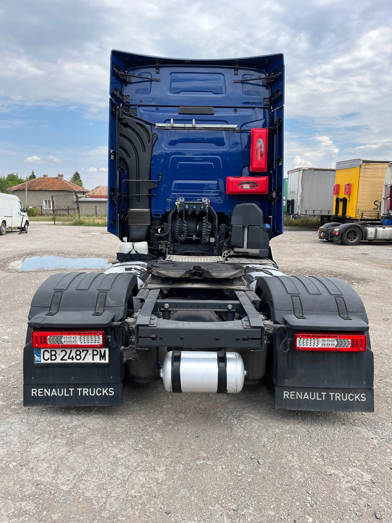 Renault T Мега - изображение 4