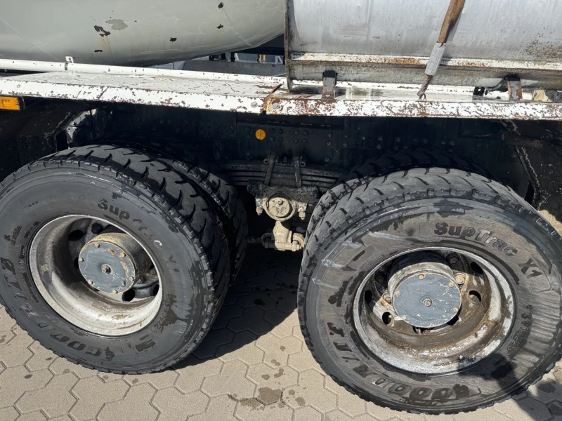 Бетон миксер Iveco Trakker 410, снимка 5 - Индустриална техника - 53416220