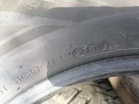 Гуми Зимни 235/65R17, снимка 11