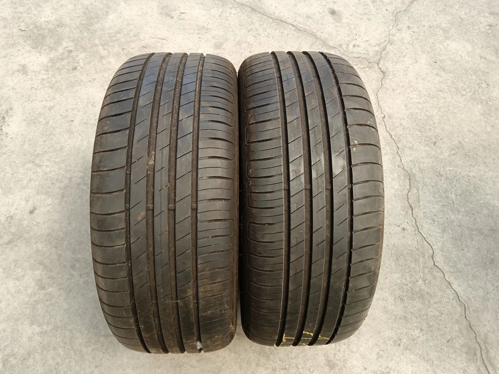 Гуми Летни 225/50R17, снимка 2 - Гуми и джанти - 52315265