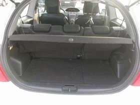 Toyota Yaris 1.3i kli italia, снимка 11