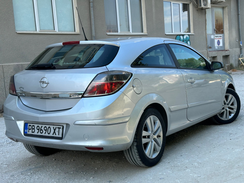 Opel Astra 1.7GTC 101коня, снимка 6 - Автомобили и джипове - 46246796