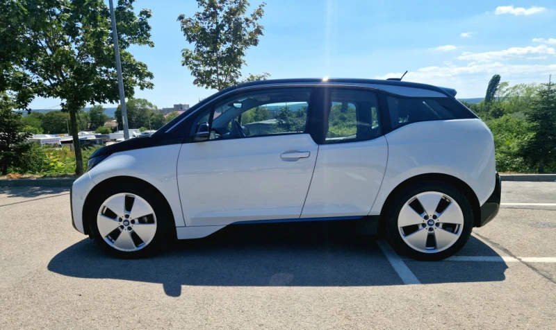 BMW i3 120Ah/42.2kWh, снимка 5 - Автомобили и джипове - 46922338