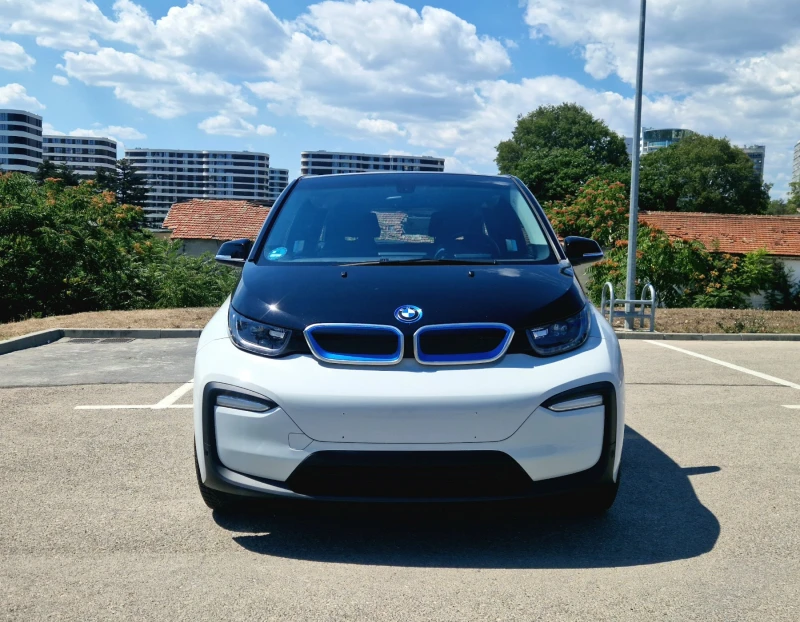 BMW i3 120Ah/42.2kWh, снимка 2 - Автомобили и джипове - 46922338