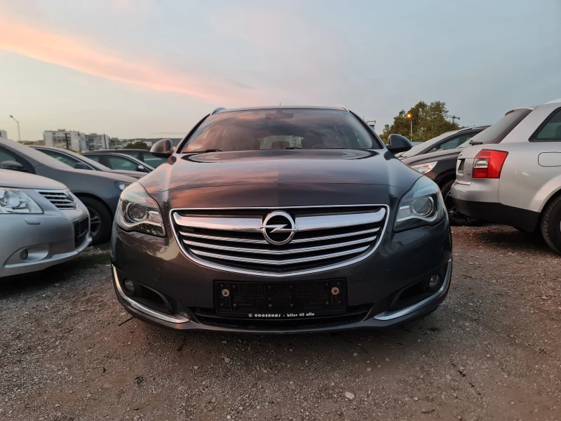 Opel Insignia КАТО ЧИСТО НОВА, снимка 2 - Автомобили и джипове - 47466378