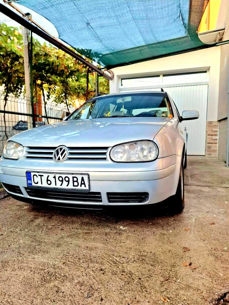 VW Golf, снимка 1 - Автомобили и джипове - 47652435