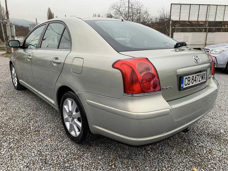 Toyota Avensis 2.0 D-4D, снимка 6 - Автомобили и джипове - 48233660