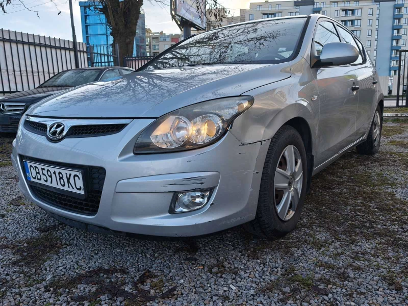 Hyundai I30 1.4 I EURO 4, снимка 2 - Автомобили и джипове - 48417230