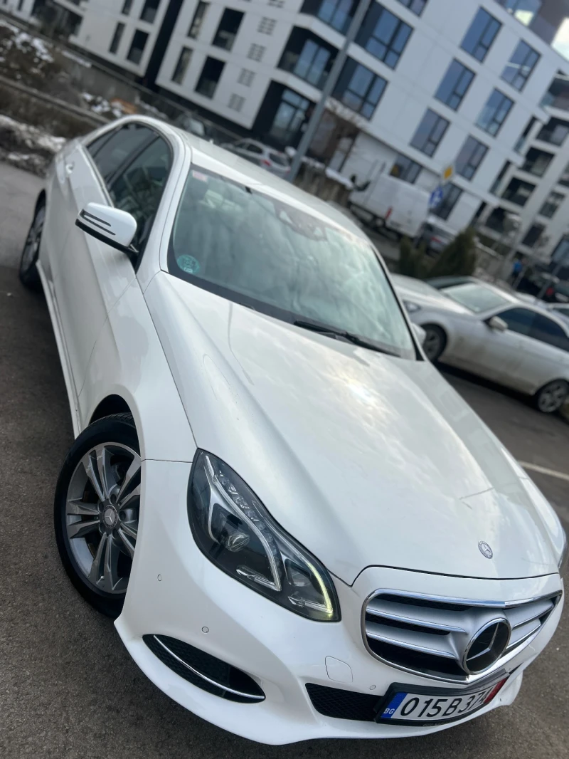 Mercedes-Benz E 220 BLUETEC, снимка 4 - Автомобили и джипове - 48799341