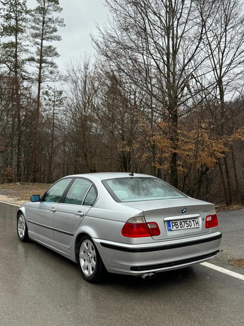 BMW 320 i, снимка 2 - Автомобили и джипове - 49337636