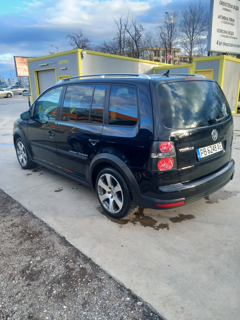 VW Touran, снимка 3 - Автомобили и джипове - 49362484