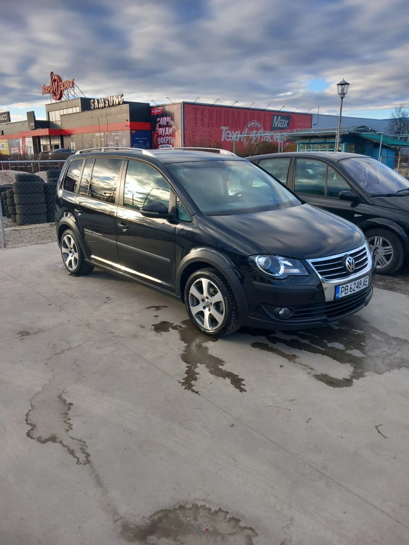 VW Touran, снимка 1 - Автомобили и джипове - 49362484