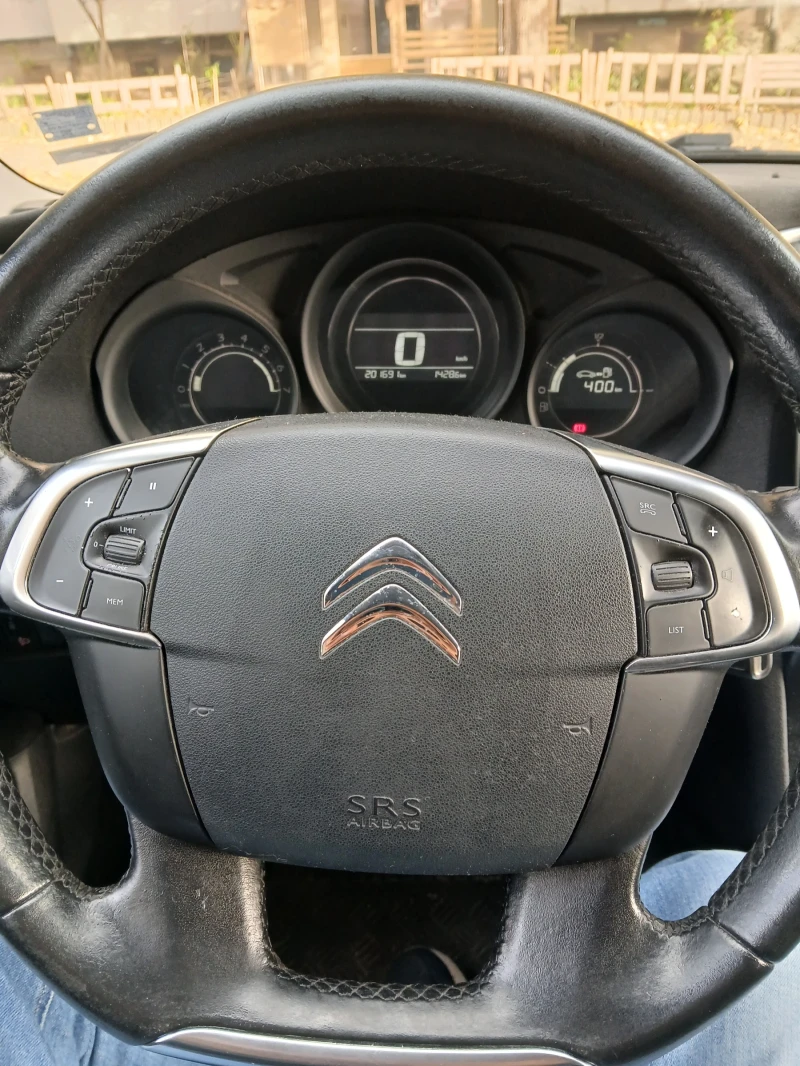 Citroen C4 1.6HDI Facelift, снимка 8 - Автомобили и джипове - 50812018