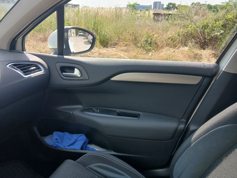 Citroen C4 1.6HDI Facelift, снимка 7 - Автомобили и джипове - 50812018