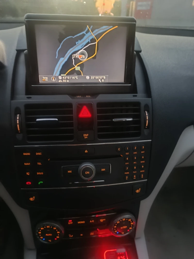 Mercedes-Benz C 180 W 204, снимка 15 - Автомобили и джипове - 52807300