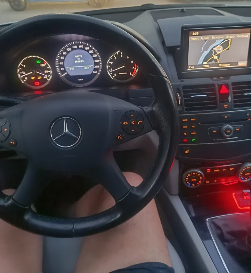 Mercedes-Benz C 180 W 204, снимка 16 - Автомобили и джипове - 52807300
