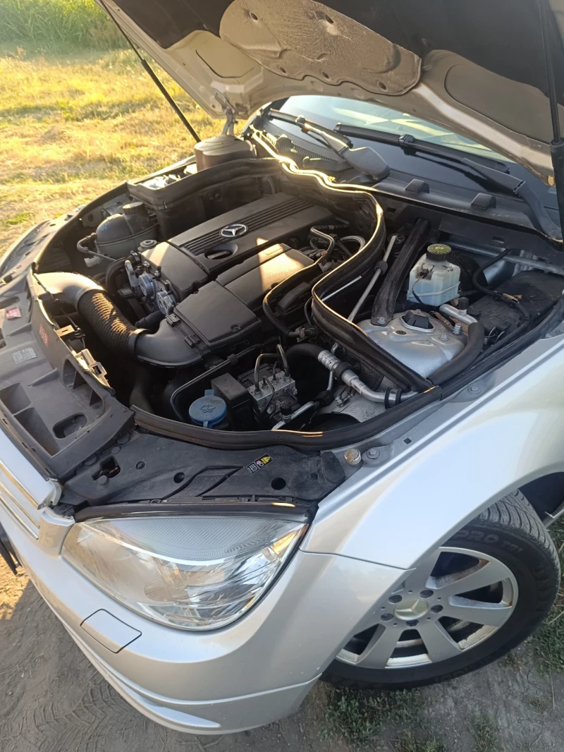Mercedes-Benz C 180 W 204, снимка 12 - Автомобили и джипове - 52807300