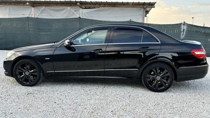 Mercedes-Benz E 350 BlueTEC, Avantgarde, снимка 3 - Автомобили и джипове - 52551932